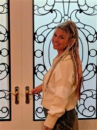 Clements, Nickolette